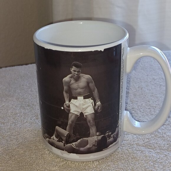 Collectors Item, 2020 Muhammad Ali vs Sonny Liston Mug - Picture 1 of 6